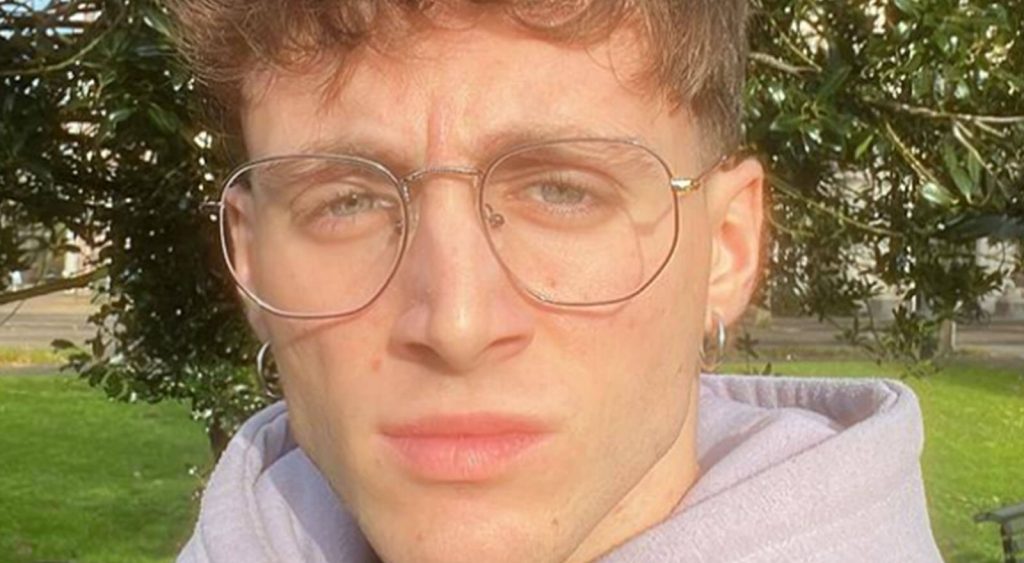 Chi è Alessio Cavaliere Amici 22? Età, Altezza, Storia e Instagram