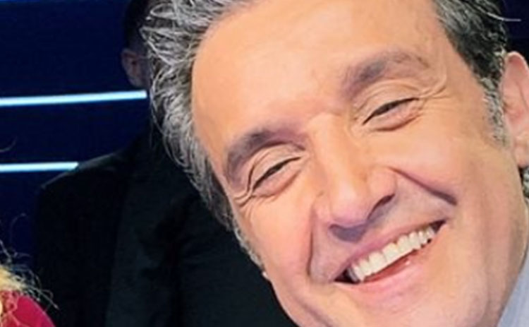 Chi è Flavio Insinna: Biografia, Età, Fidanzata, Carriera e Instagram