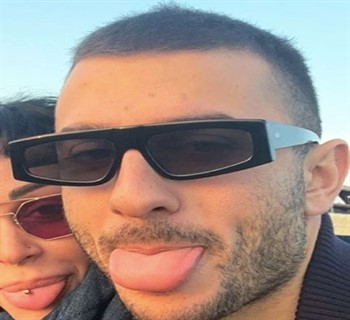 Chi è Junior Cally: Biografia, Età, Vero Nome, Fidanzata e Sanremo