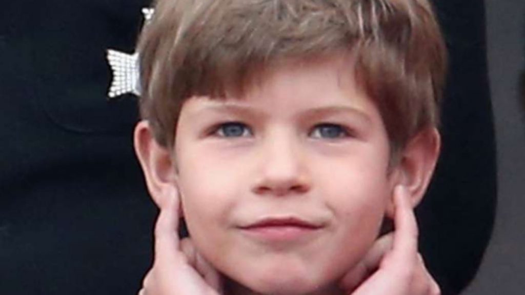 Chi è James Visconte Severn Nipote Regina Elisabetta: Età, Titolo nobiliare e Dove abita