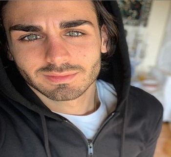 Chi è Alberto Urso: Biografia, Valentina Vernia e Amici Celebrities