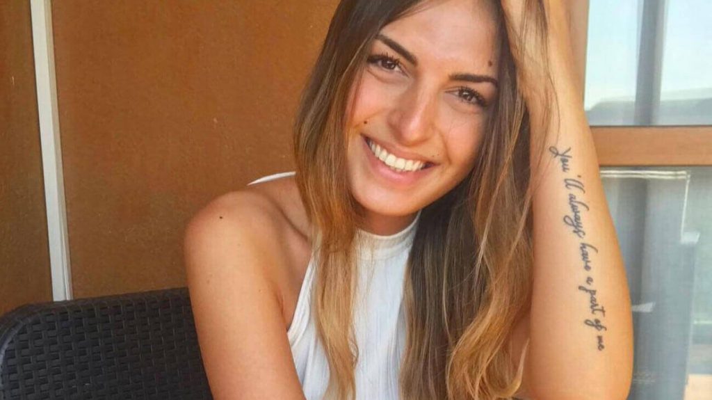 Chi è Andrea Nicole Ex Tronista Uomini e Donne? Età, Scelta e Transizione