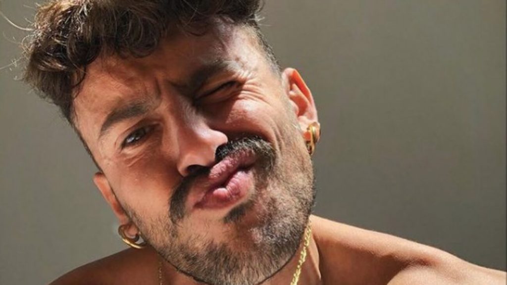 Chi è Aiello: Biografia, Età, Carriera, Fidanzata, Testo Ora, Tatuaggi e Instagram