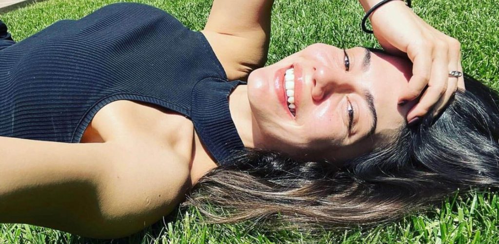 Demet Ozdemir Nuova Serie su Disney Plus: Trailer di “Tra il Mondo e Me”