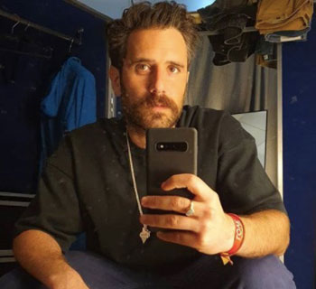 Chi è Tommaso Paradiso: Biografia, Età, Carolina Sansoni e Sanremo 2022