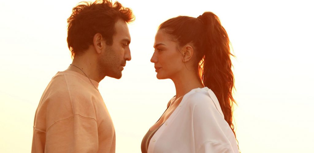 Disney Plus, Prime (Bellissime) Immagini della Nuova serie con Demet Odzemir